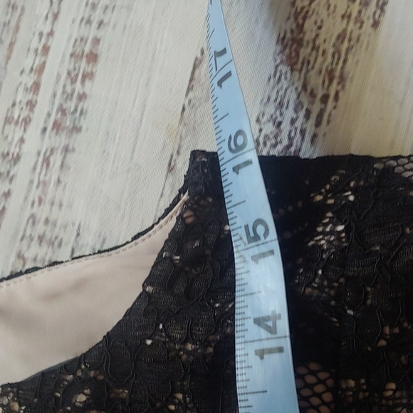 H&M LACE DETAIL SEMI-FORMAL SHEATH DRESS - Picture 6 of 8